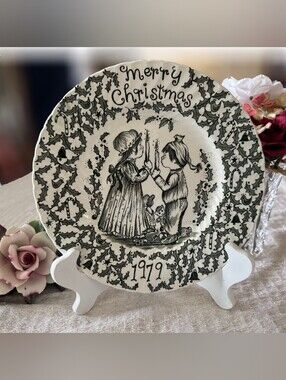 VTG ROYAL CROWNFORD Christmas Plate 1979 Norma Sherman Staffordshire England 9"